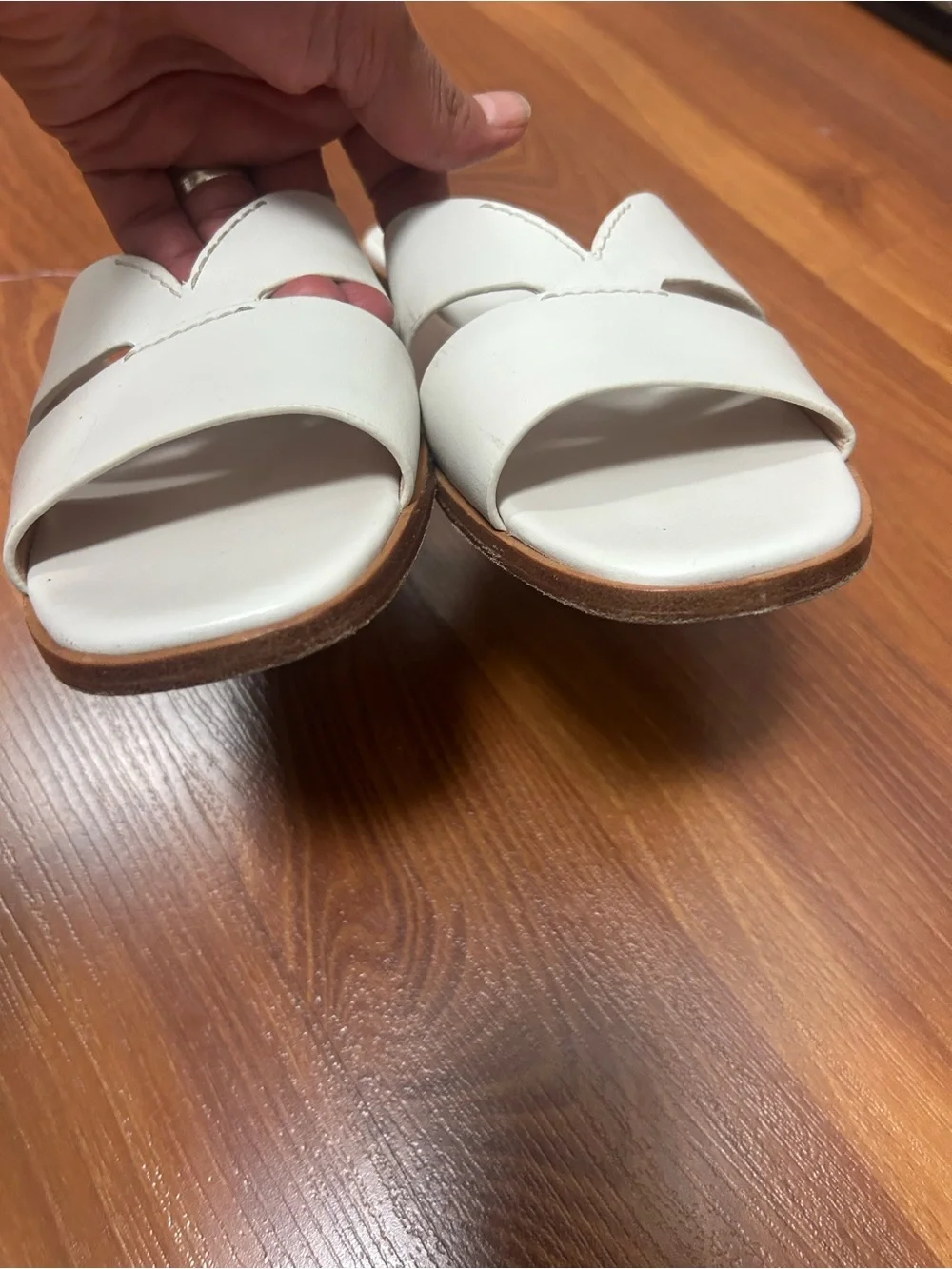 kate spade Ivory Leather Slide Sandals with V-Strap